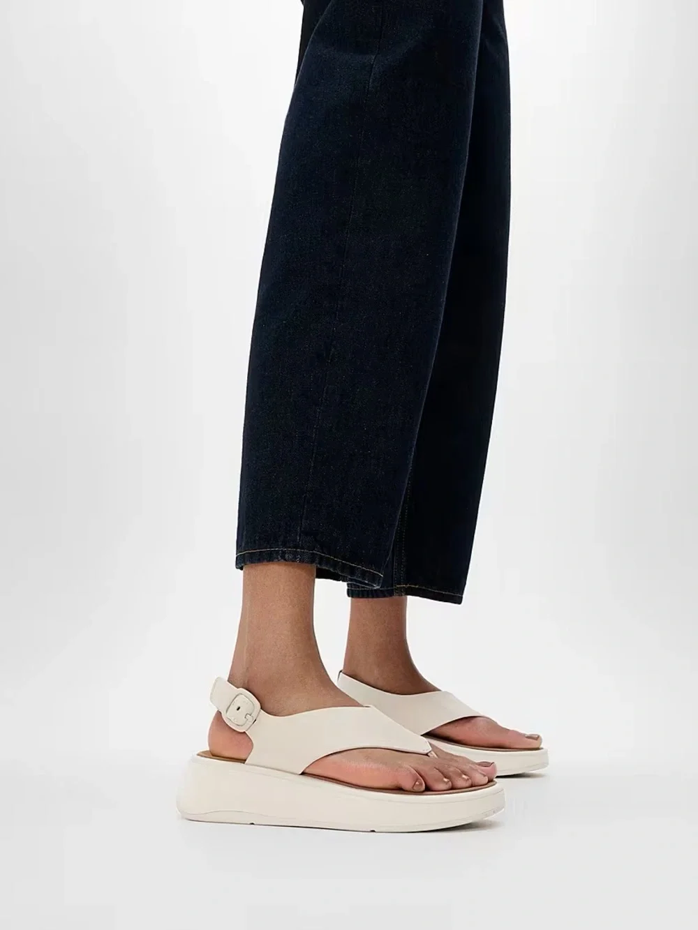 Fitflop F-MODE Flatiform toe post sandals